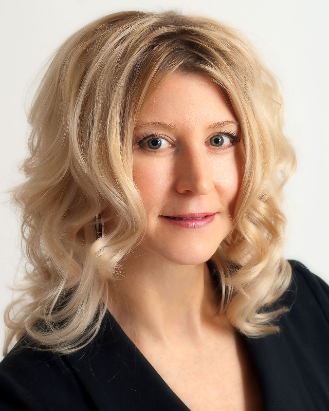 Caroline Vitez Portrait